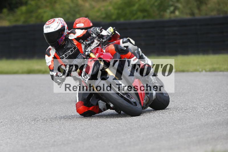 Archiv-2025/25 10.06.2025 MaxRacing ADR/Gruppe rot/40